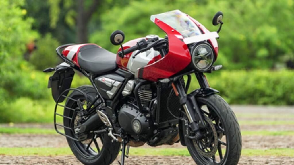 Triumph Thruxton 400